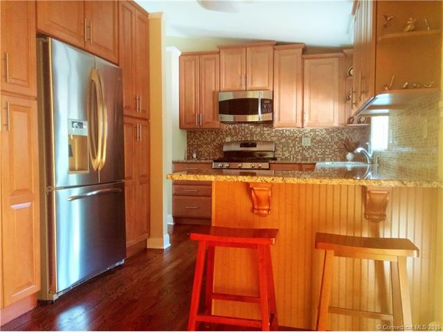 For Sale: 10 Orchard Heights Dr Hamden, CT 06514