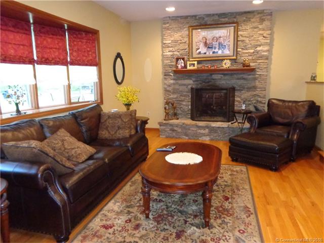 For Sale: 54 Country Hills Rd Hamden, CT 06514