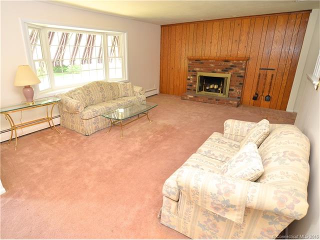For Sale: 5 Peppermill Dr West Haven, CT 06516