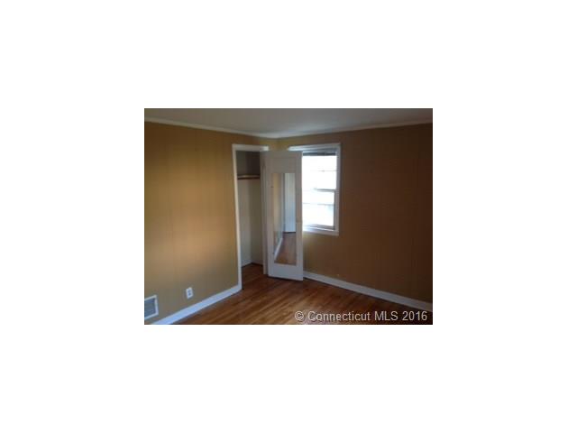 For Sale: 60 Rolfe Rd Hamden, CT 06517