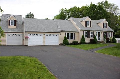 1572 Rhey Ave