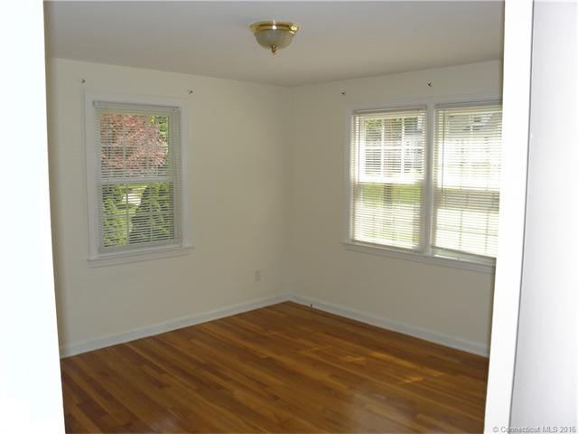 For Sale: 175 Knob Hill Dr Hamden, CT 06518
