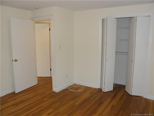 For Sale: 175 Knob Hill Dr Hamden, CT 06518