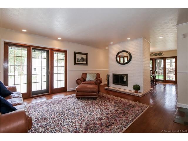 For Sale: 19 Manville Rd Woodbridge, CT 06525