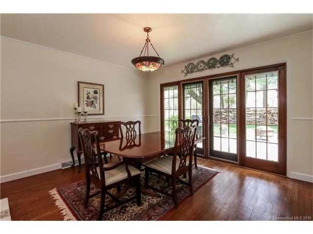 For Sale: 19 Manville Rd Woodbridge, CT 06525