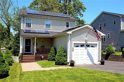 122 Cornhill St