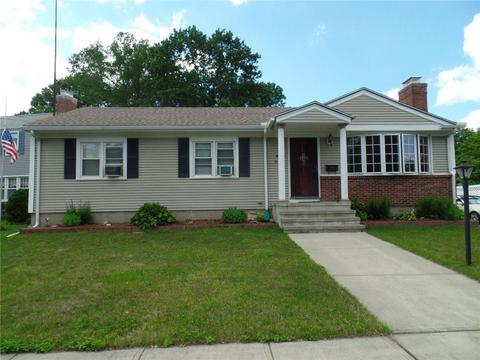122 Cornhill St