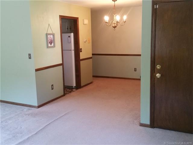 For Sale: 245 Glendale Ave #APT D9 Bridgeport, CT 06606