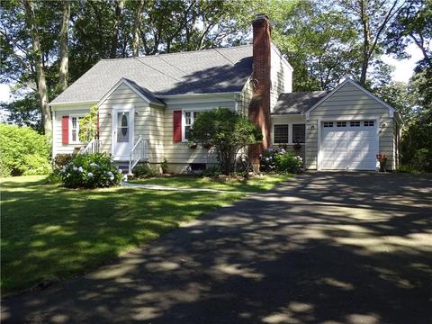 4 Allan Dr