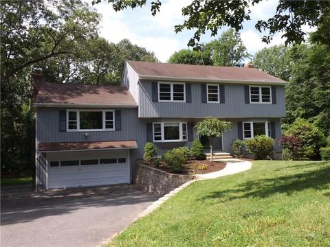 320 Daniels Farm Rd