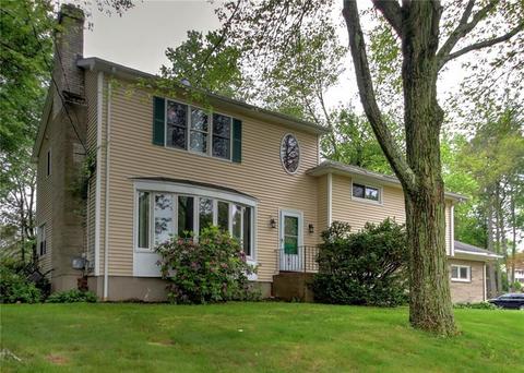 320 Daniels Farm Rd