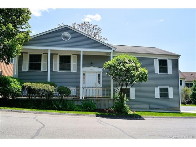 For Sale: 306 Stonebridge Ln #APT 306 Trumbull, CT 06611