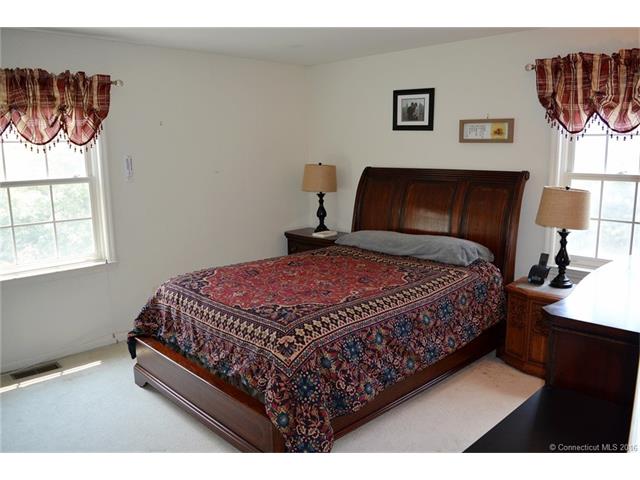 For Sale: 306 Stonebridge Ln #APT 306 Trumbull, CT 06611