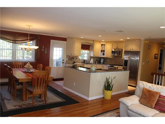 62 Winslow Rd