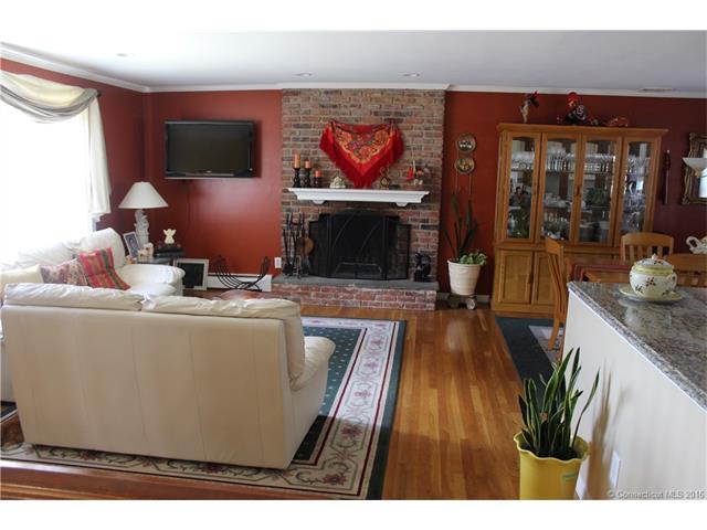 62 Winslow Rd