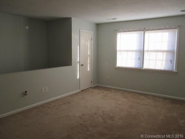 310 Booth St #R
