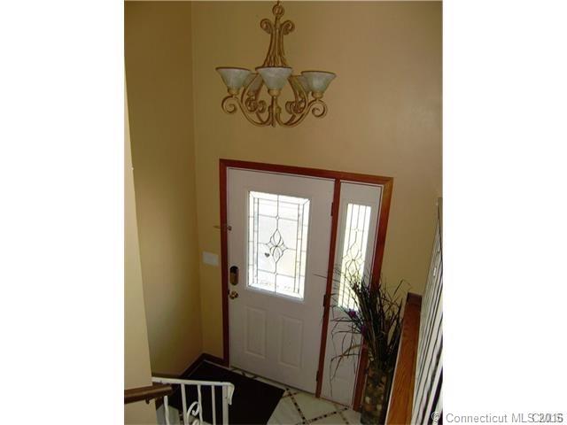 120 Tyrone Pl
