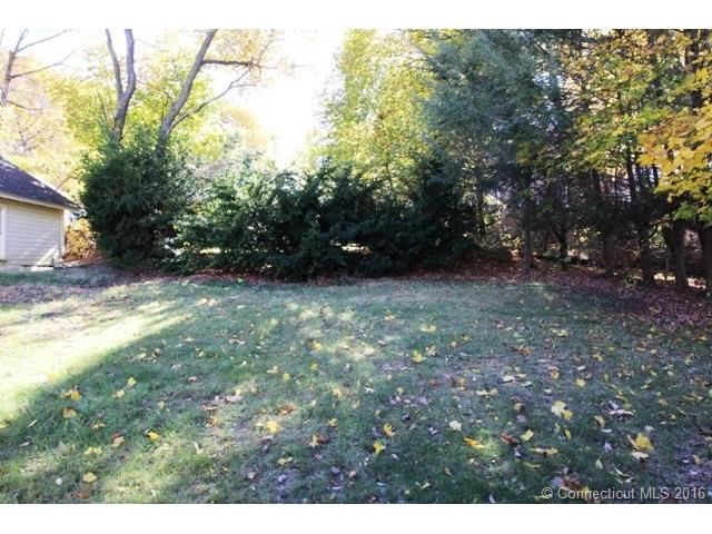 19 Lone Oak Ave