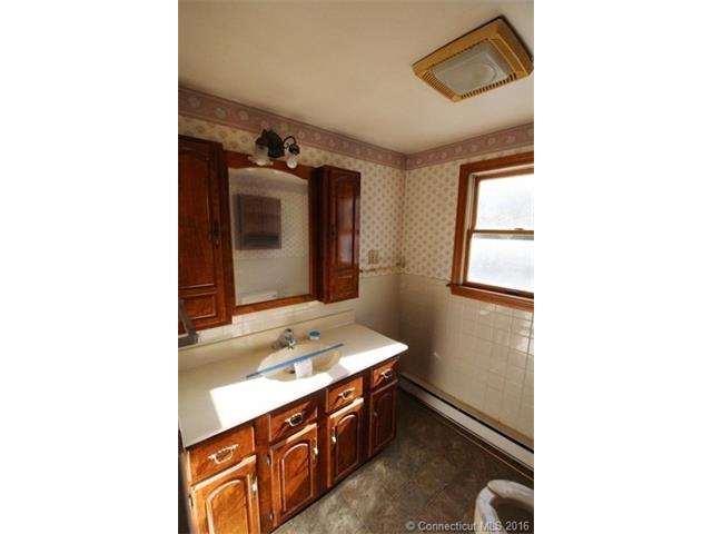 19 Lone Oak Ave