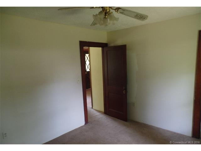 130 Holly St Waterbury, CT 06706