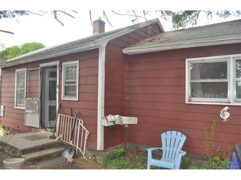 40 Corona Dr