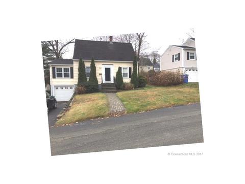40 Corona Dr
