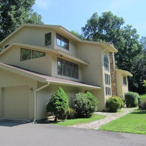 425 Woodtick Rd