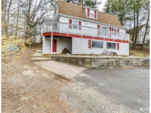 102 Circle Dr