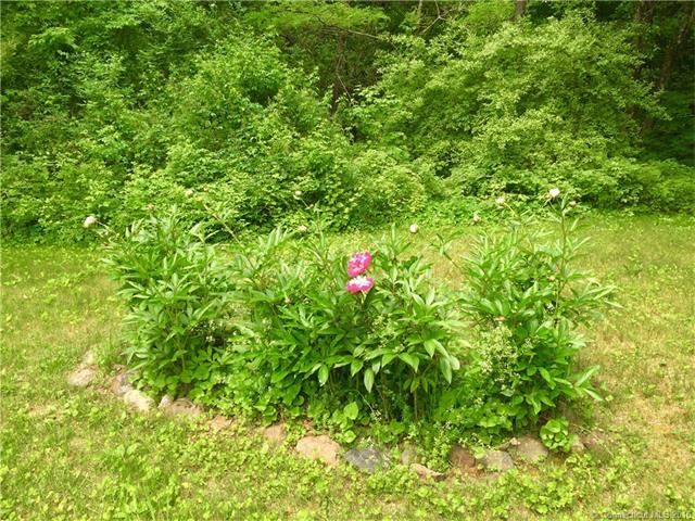 For Sale: 13 Day Rd Cornwall Bridge, CT 06754