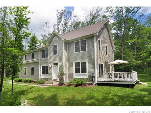 34 Benjamin Ln