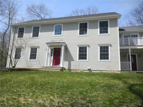 34 Benjamin Ln