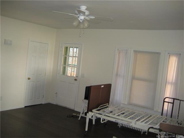 For Sale: 1264 Straits Tpke Middlebury, CT 06762