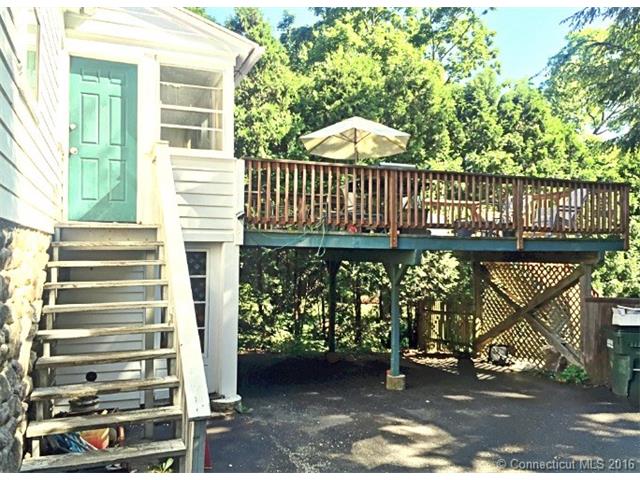 31 Yale Ave Middlebury, CT 06762