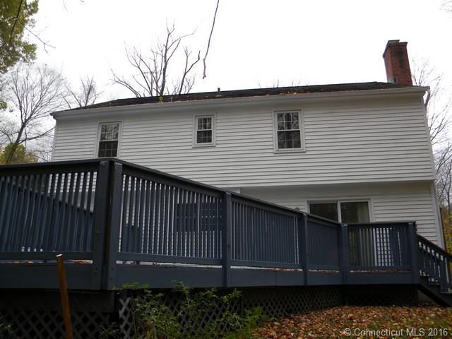 9 Crescent Ln