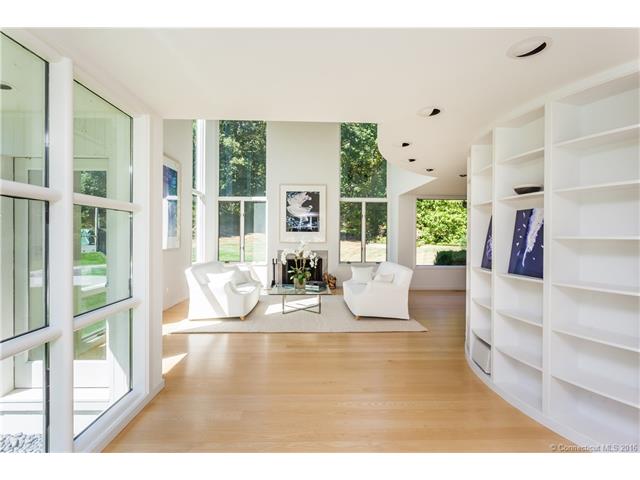 23 Spring Lake Rd