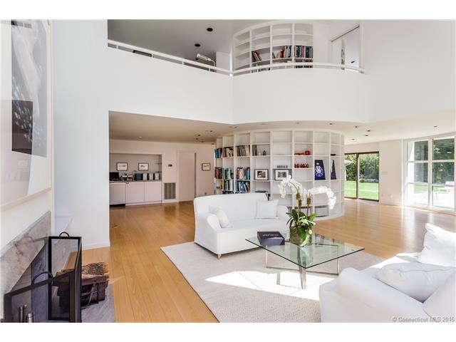23 Spring Lake Rd