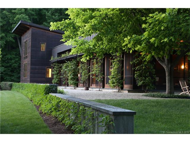 For Sale: 32 Mountain Rd South Kent, CT 06785