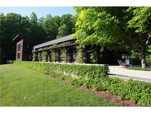 For Sale: 32 Mountain Rd South Kent, CT 06785