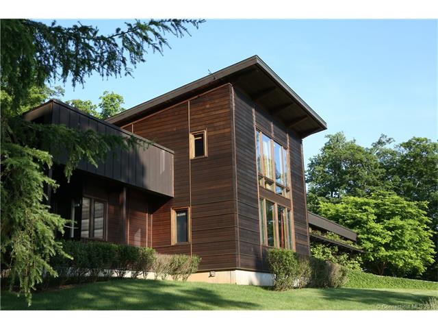 For Sale: 32 Mountain Rd South Kent, CT 06785