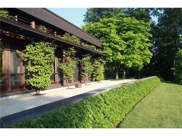 For Sale: 32 Mountain Rd South Kent, CT 06785