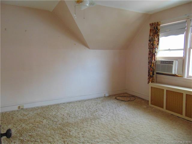 42 N Riverside Ave