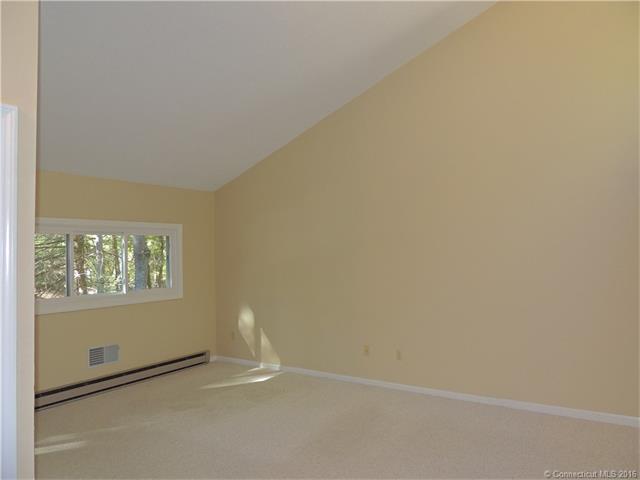 477 Evergreen Rd