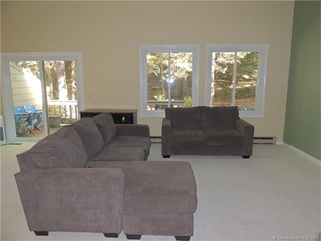477 Evergreen Rd
