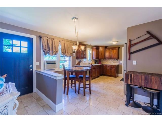 1100 Guernseytown Rd