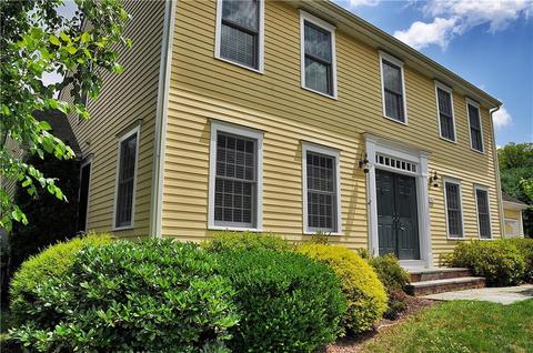366 Main St S