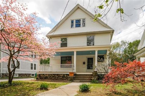 51 Myrtle Ave