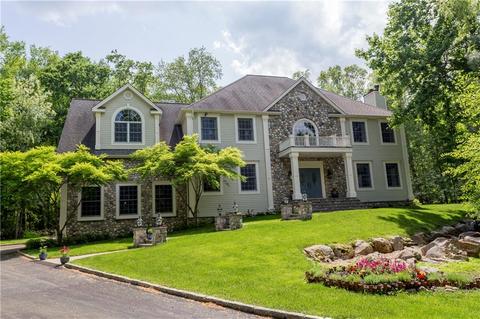 75 W Glen Dr
