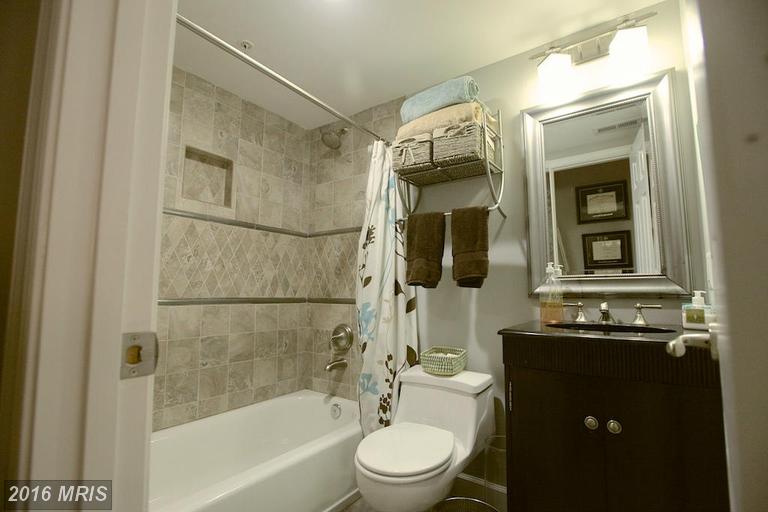 6 Rhode Island Ave NW #3