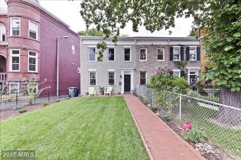 208 Bates St NW