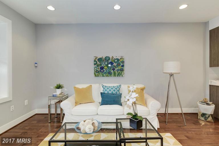 1306 Trinidad Ave NE